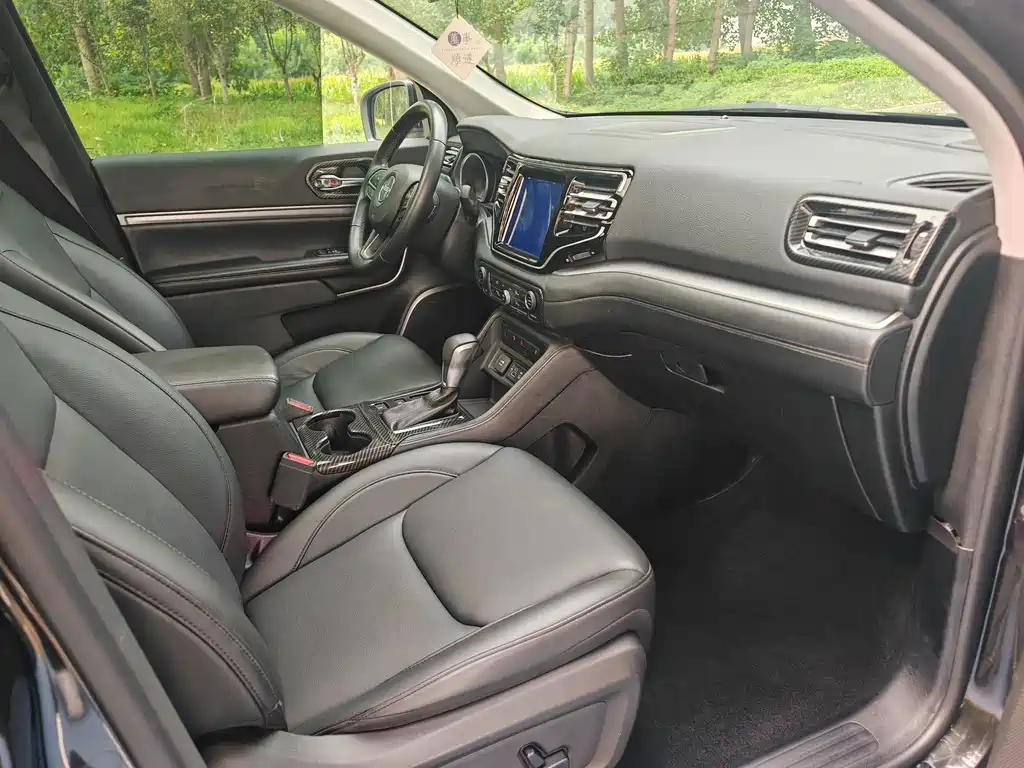 Jeep Grand Commander — миниатюра 12