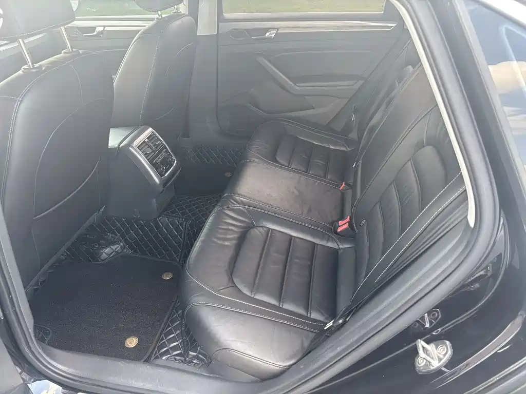 Volkswagen Passat — миниатюра 9