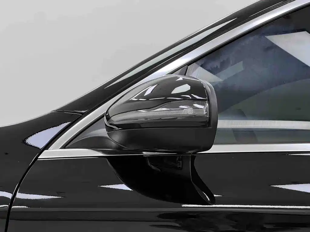 Mercedes-Benz GLC — миниатюра 8