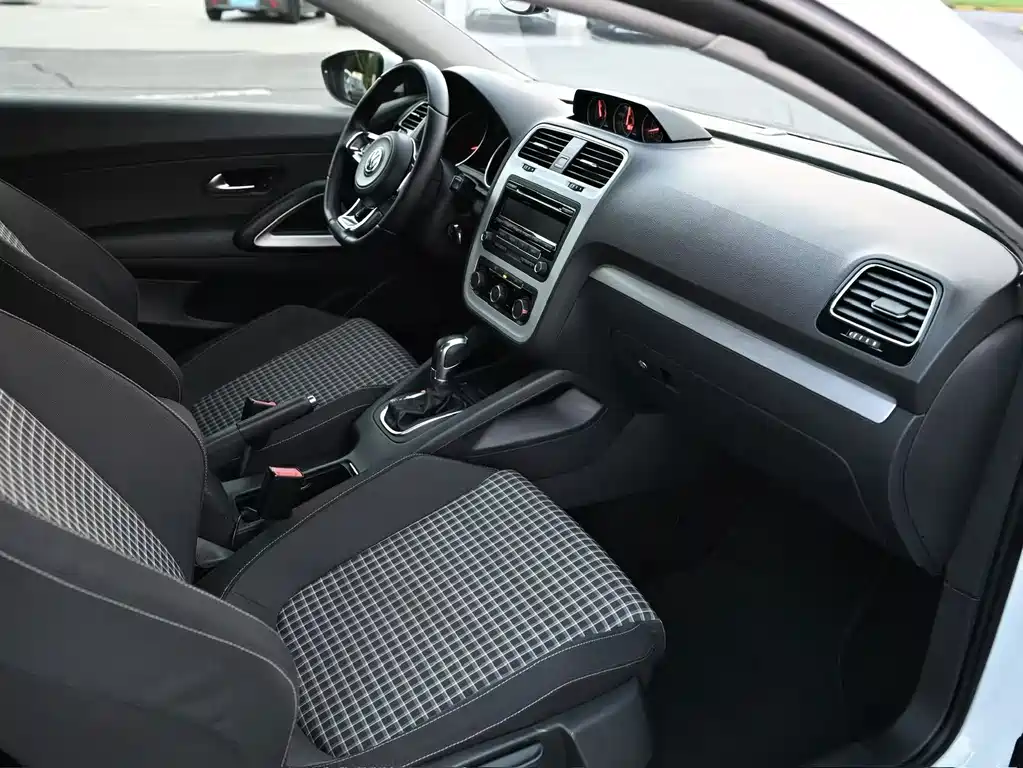 Volkswagen Scirocco — миниатюра 7
