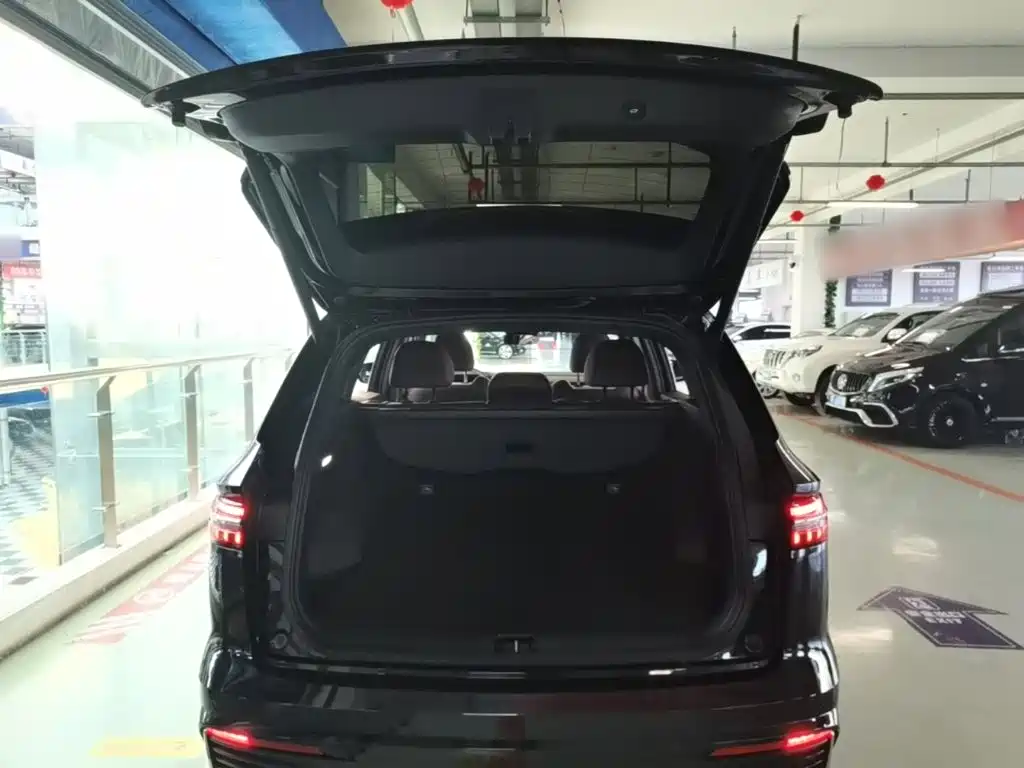 Geely Xingyue L — миниатюра 19