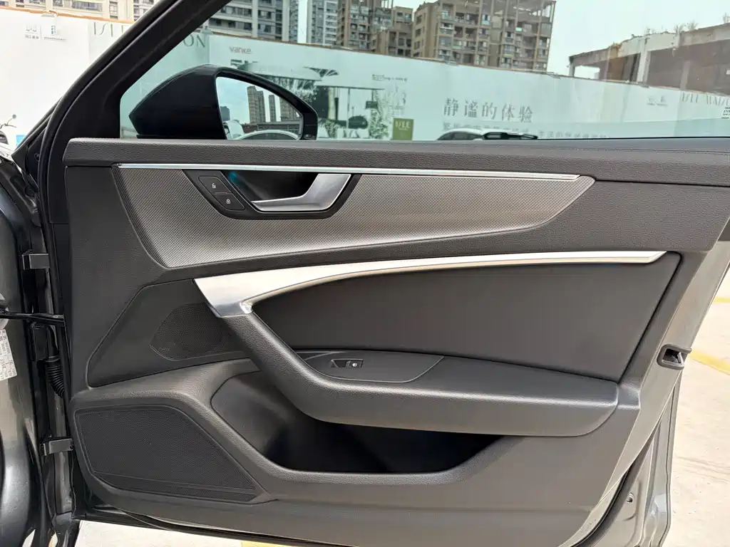 Audi A6L — миниатюра 18