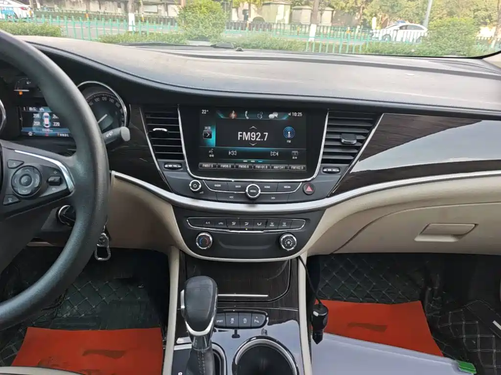 Buick Verano — миниатюра 13