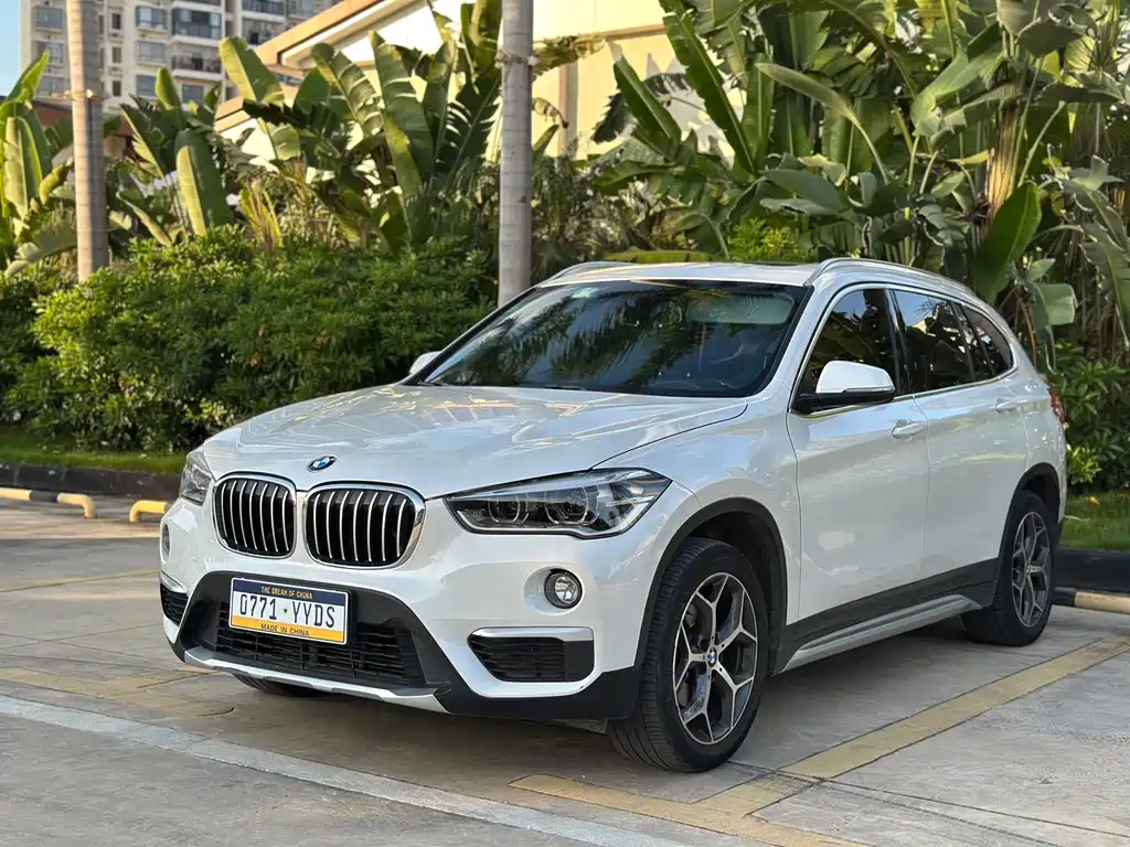 BMW  X1
