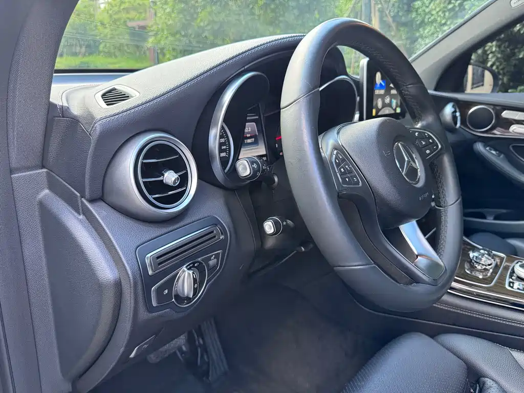 Mercedes-Benz GLC — миниатюра 13