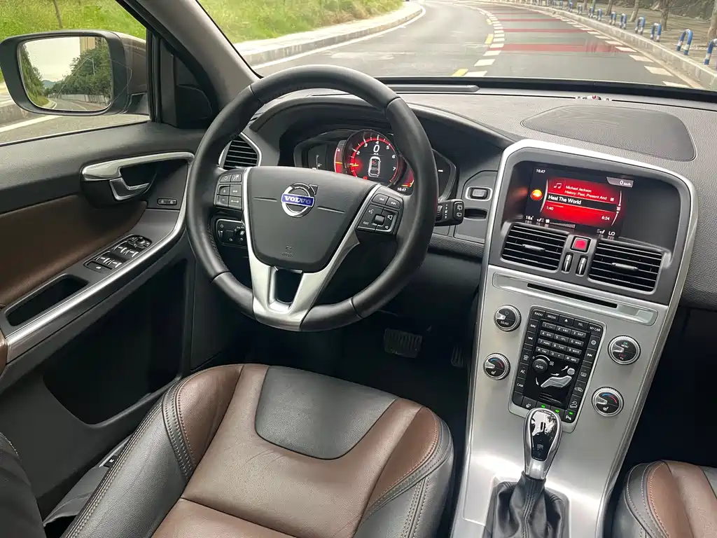 Volvo XC60 — миниатюра 14