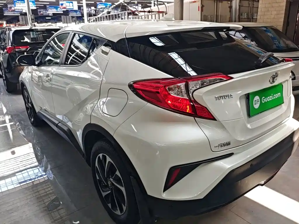 Toyota IZOA — миниатюра 5