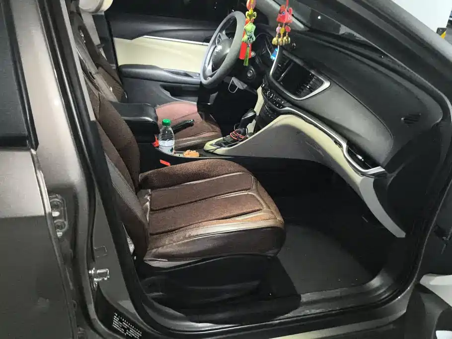 Buick Excelle — миниатюра 8