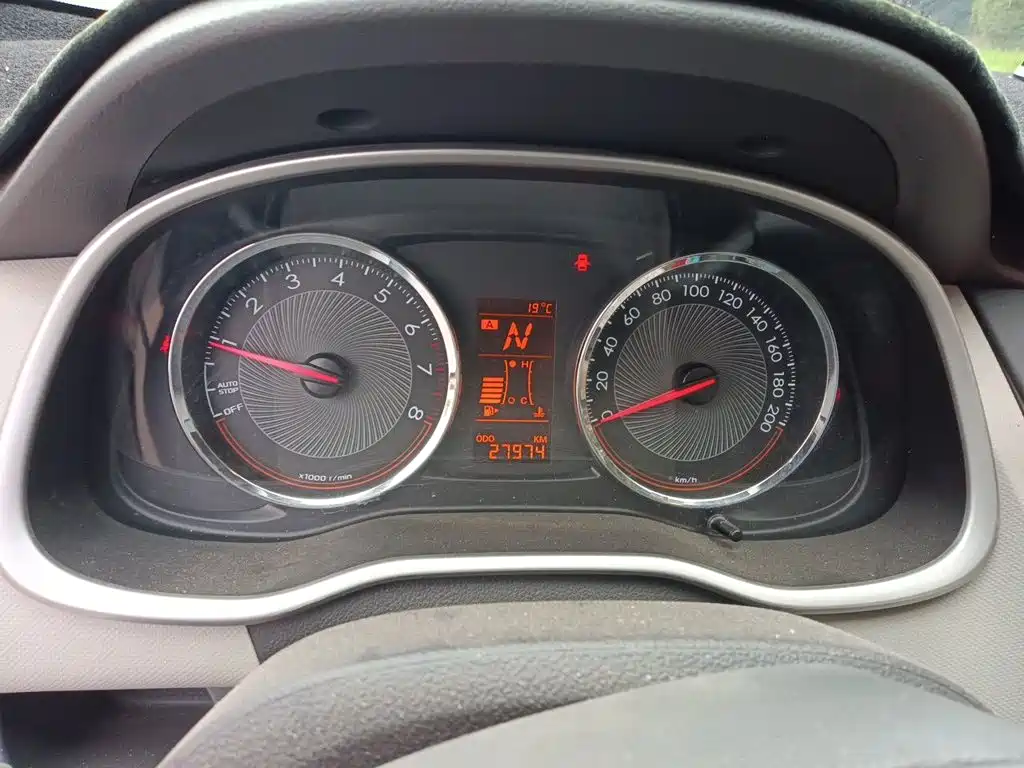 Chevrolet Sail — миниатюра 7