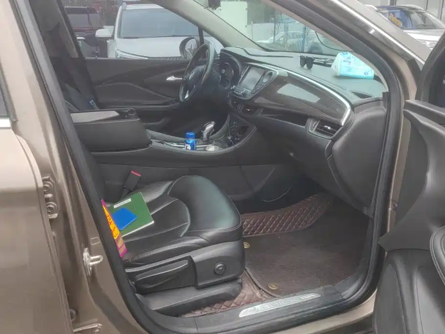 Buick Envision Plus — миниатюра 8