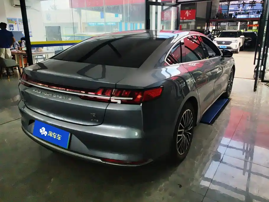 BYD Han — миниатюра 3
