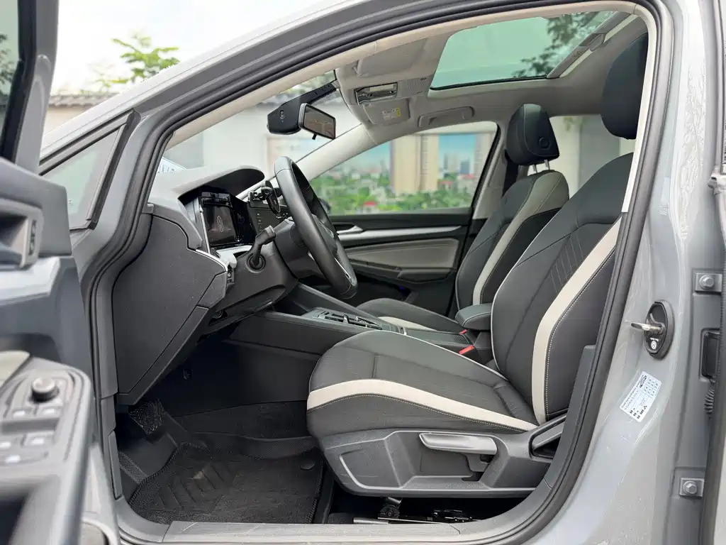 Volkswagen Golf — миниатюра 12
