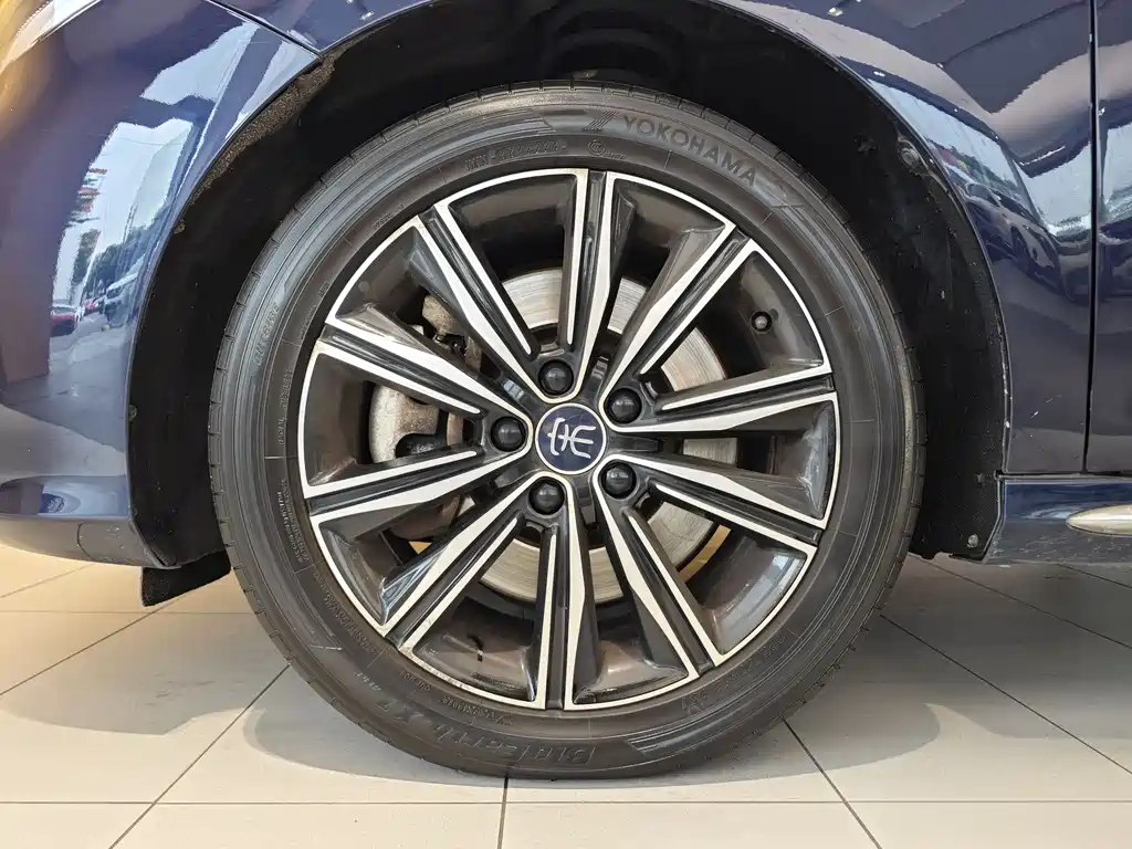 BYD Song MAX MAX 2019 DM 1.5T 6 мест VI