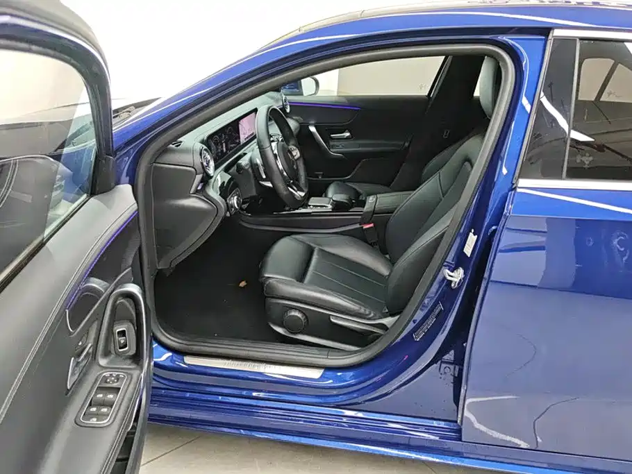 Mercedes-Benz A-Class — миниатюра 9