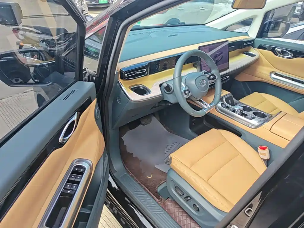 GAC Motor Trumpchi E8 PHEV — миниатюра 16