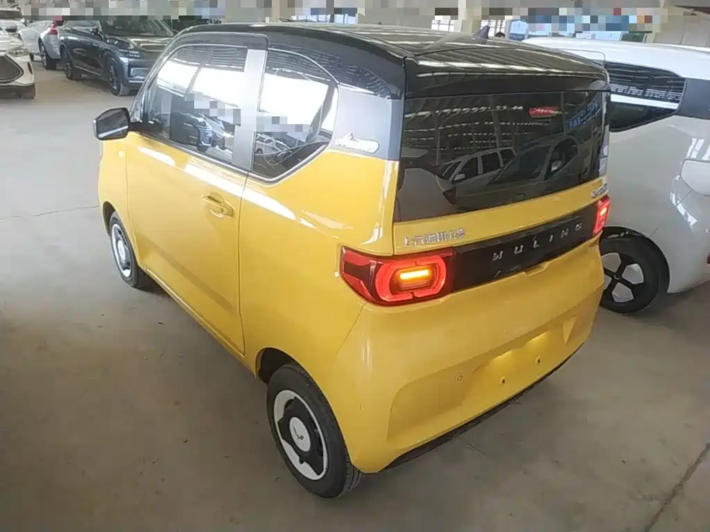 Wuling MINIEV — миниатюра 5