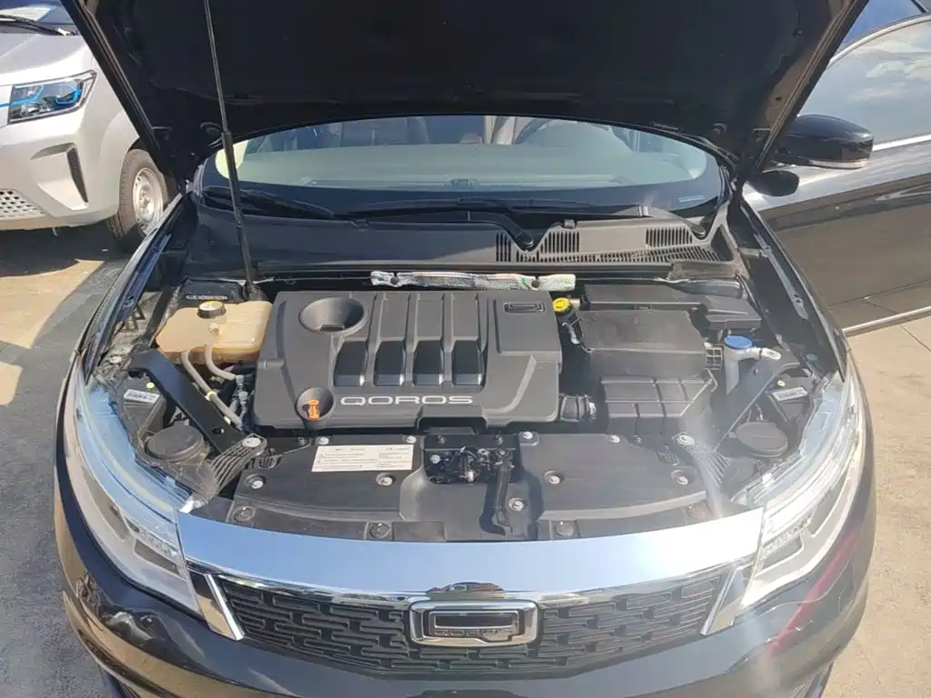 Qoros Qoros 3 — миниатюра 20