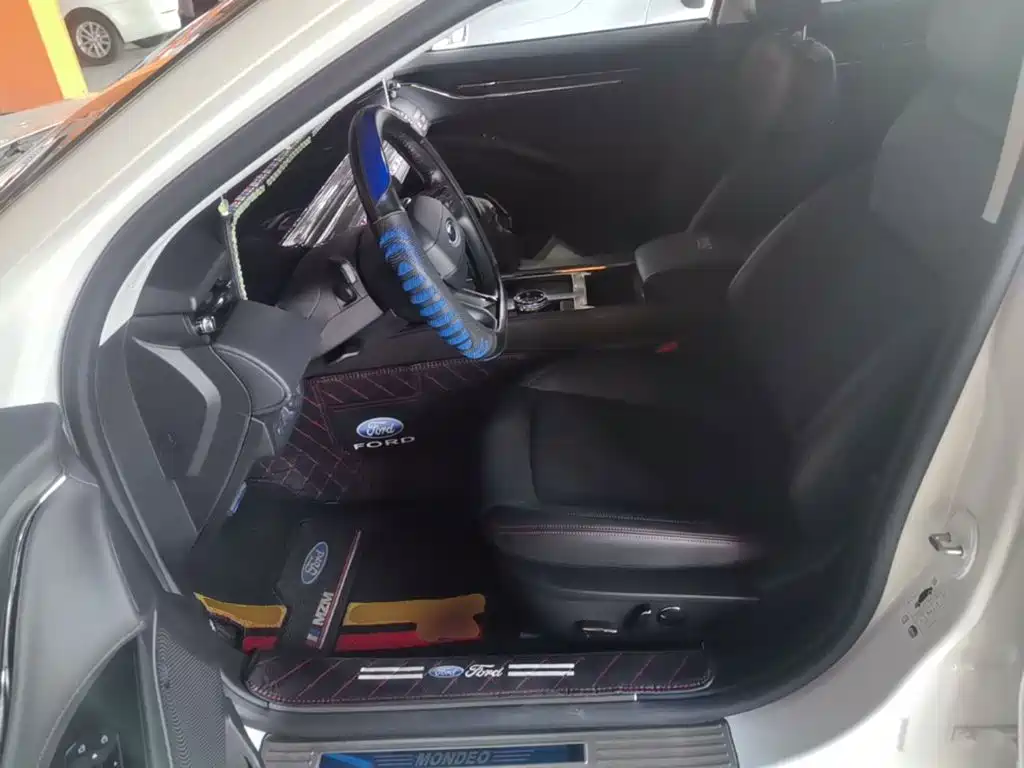 Ford Mondeo — миниатюра 20