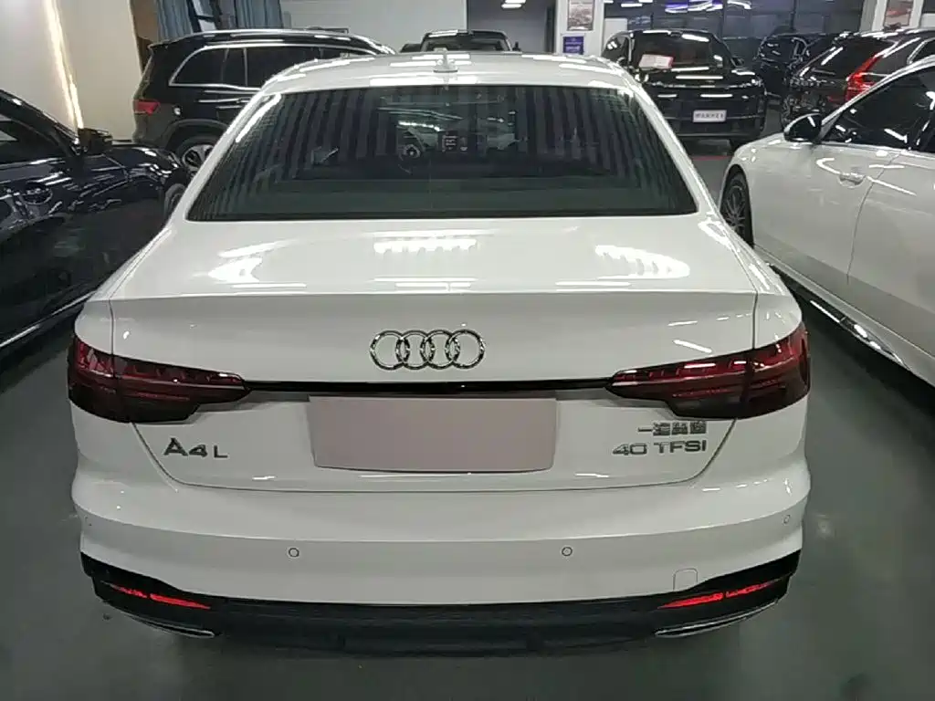 Audi A4L — миниатюра 6
