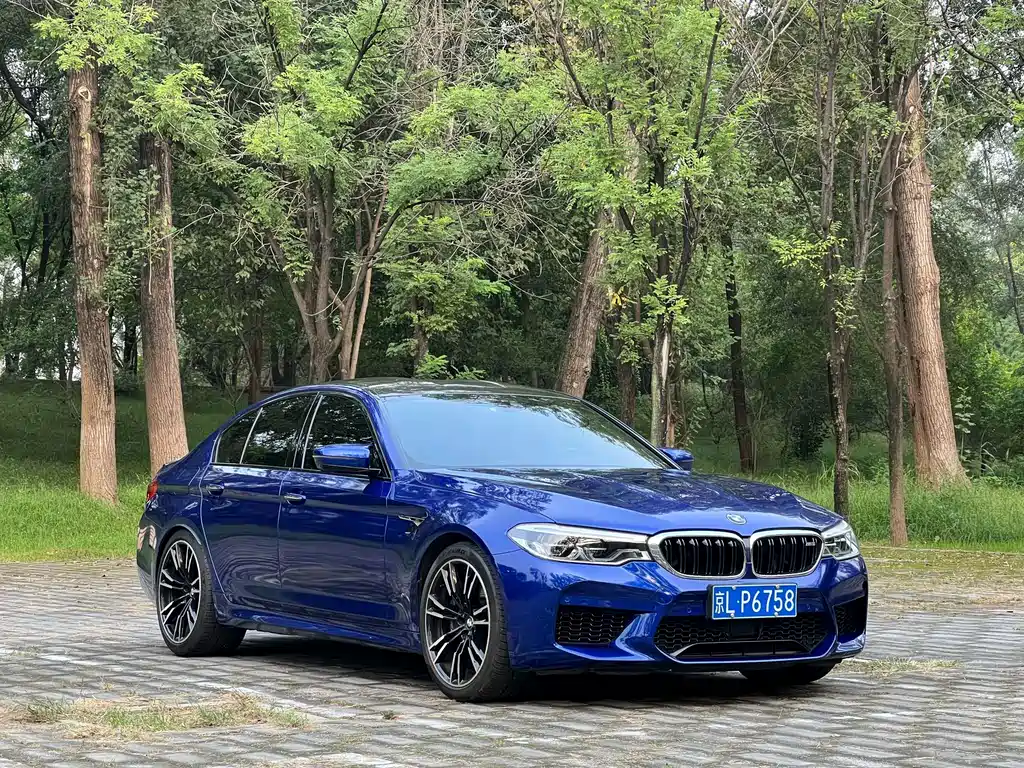 BMW M5 — миниатюра 18