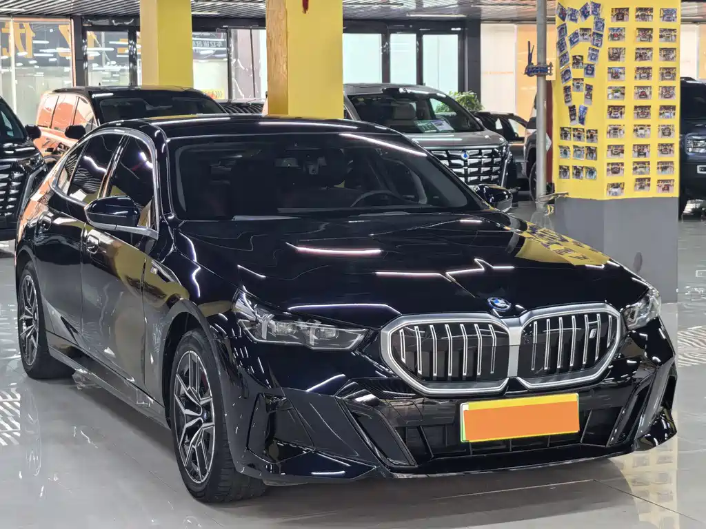 BMW i5 — миниатюра 3