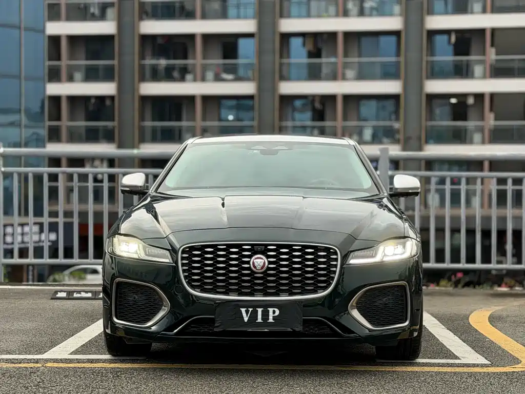 Jaguar XFL 2023 XFL 2.0T P250 Premium Luxury