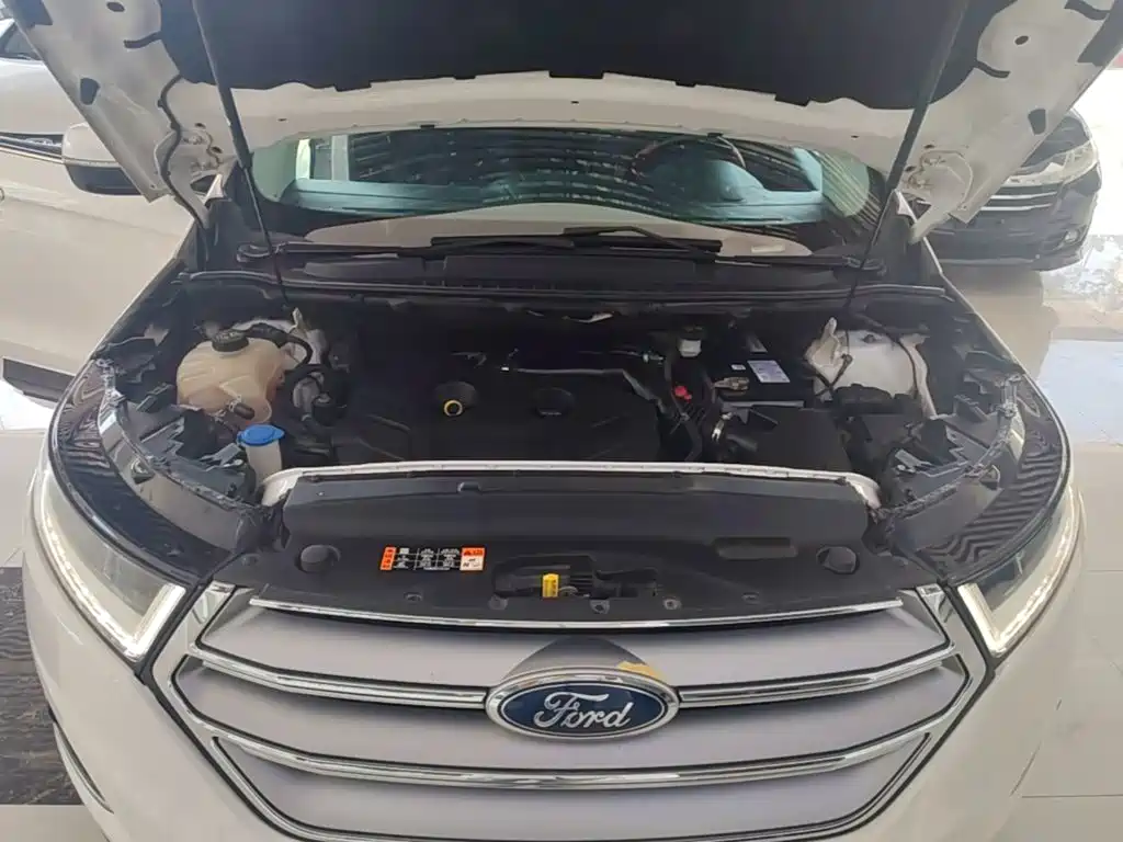 Ford Edge — миниатюра 20