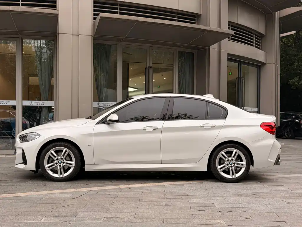 BMW 1 Series — миниатюра 2