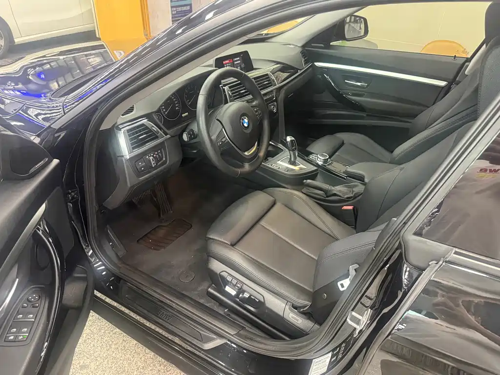 BMW 3 Series GT — миниатюра 7