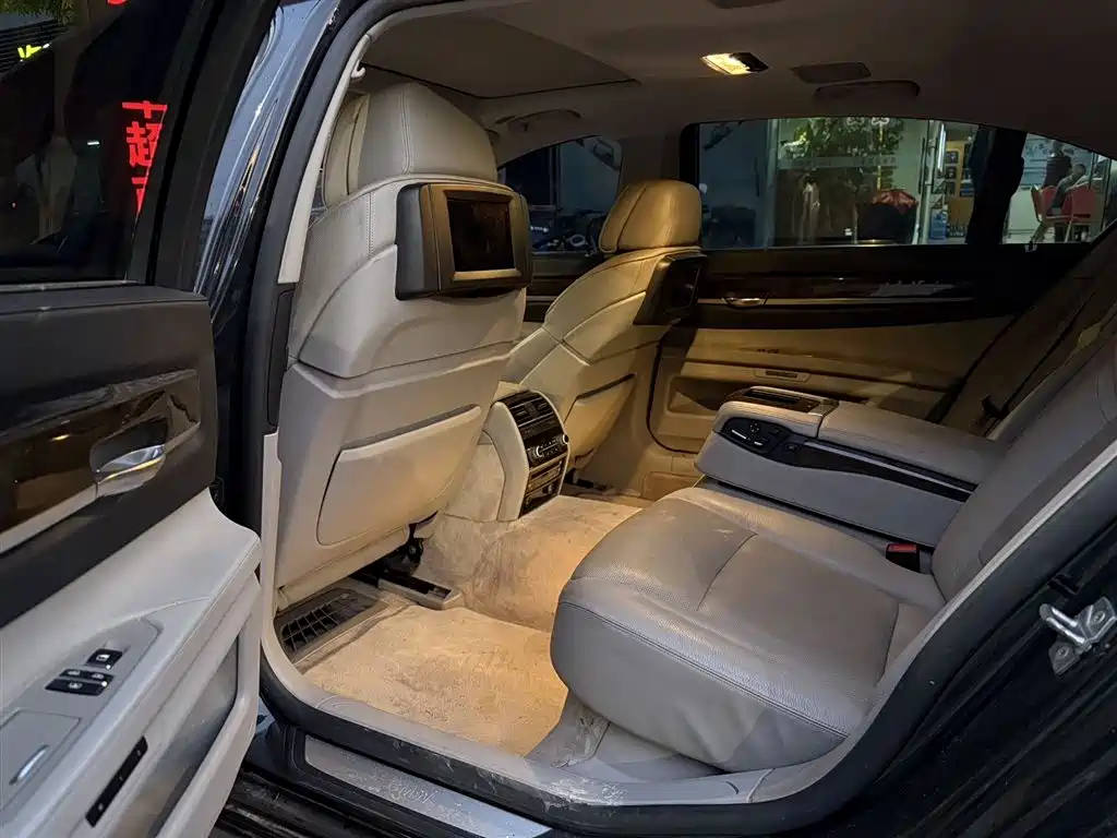 BMW 7 Series 7 2009 730Li Luxury