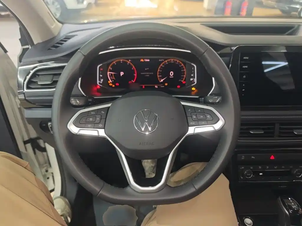 Volkswagen Tharu — миниатюра 11