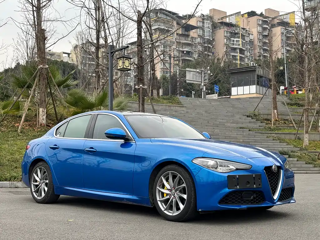 ALFA ROMEO GIULIA