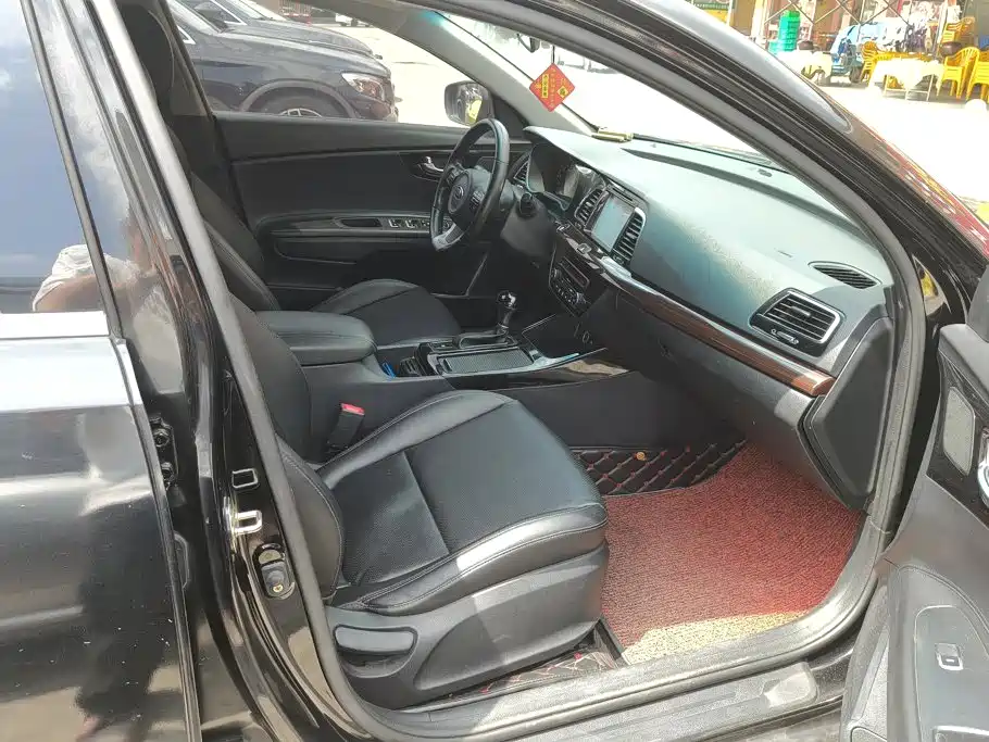 Kia K4 — миниатюра 8