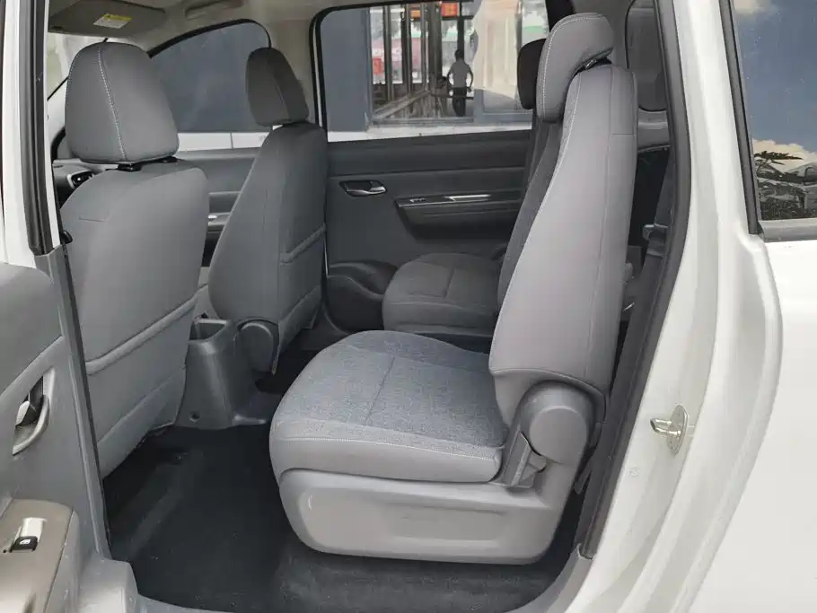 Wuling Hongguang EV — миниатюра 11