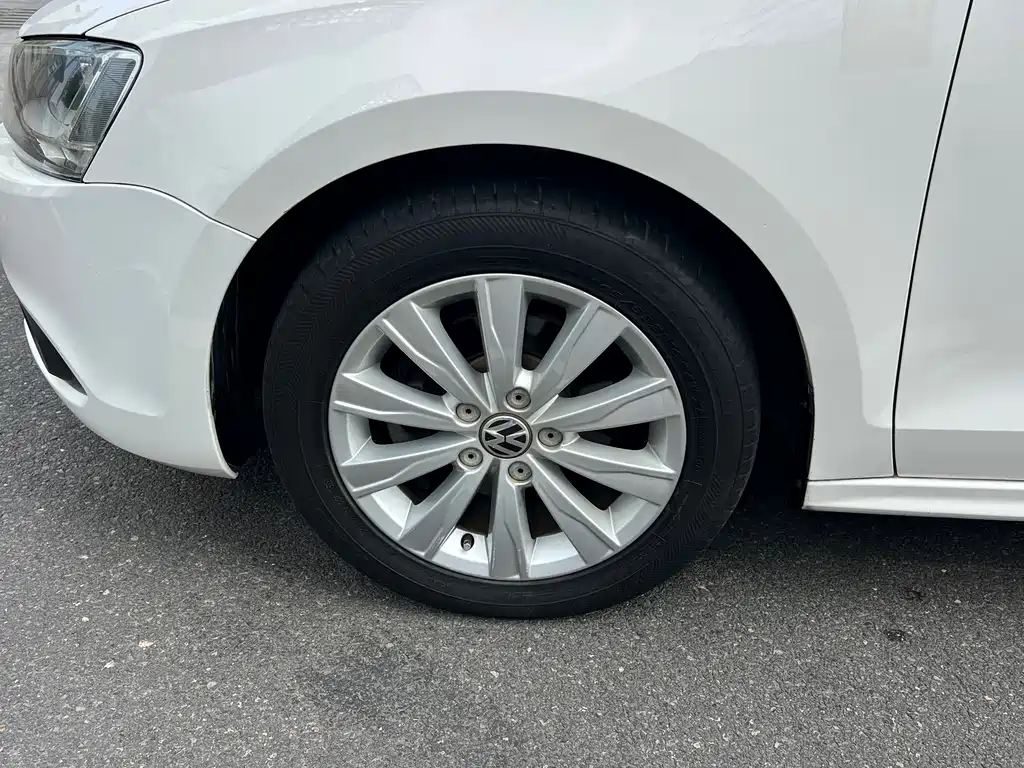 Volkswagen Sagitar — миниатюра 15