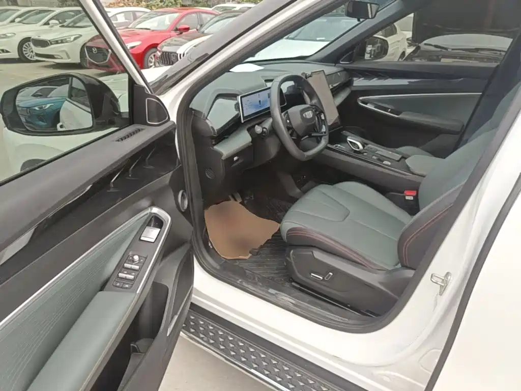 Geely Boyue — миниатюра 16
