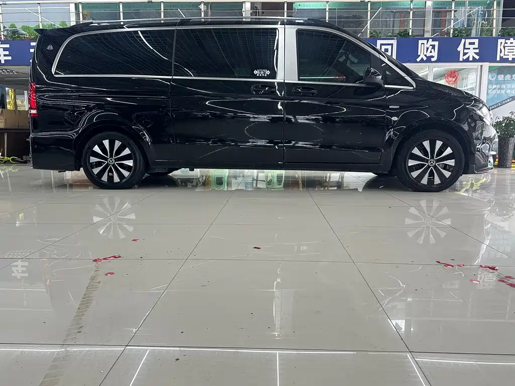 Mercedes-Benz Vito — миниатюра 5