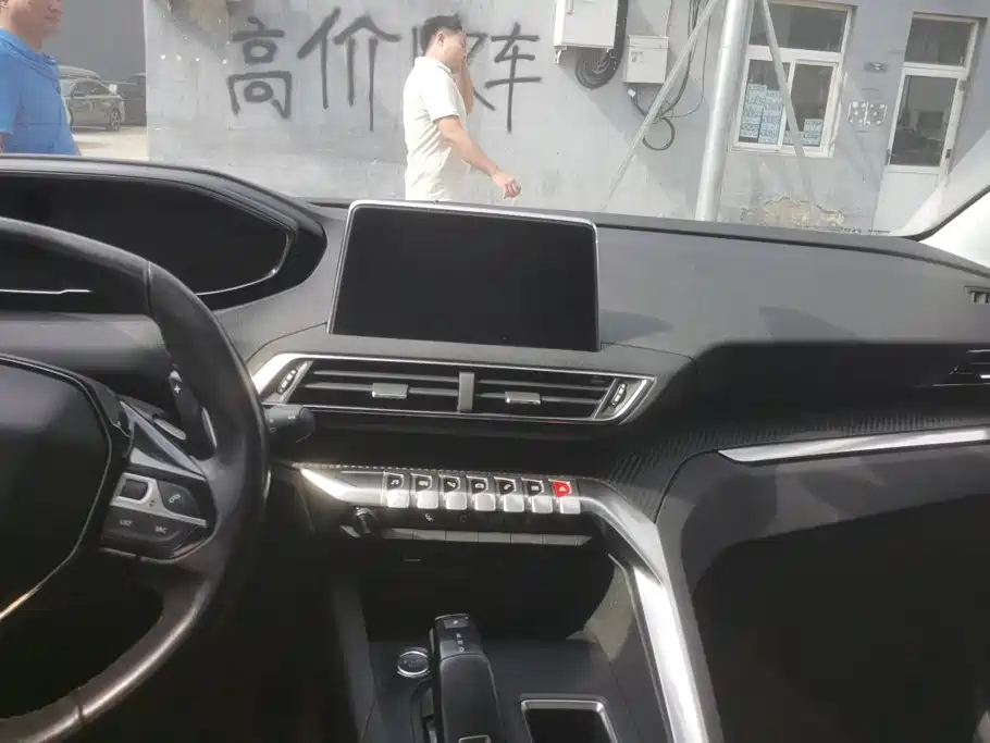 Peugeot 4008 — миниатюра 13
