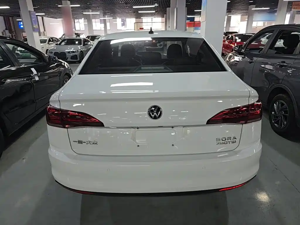 Volkswagen Bora — миниатюра 6