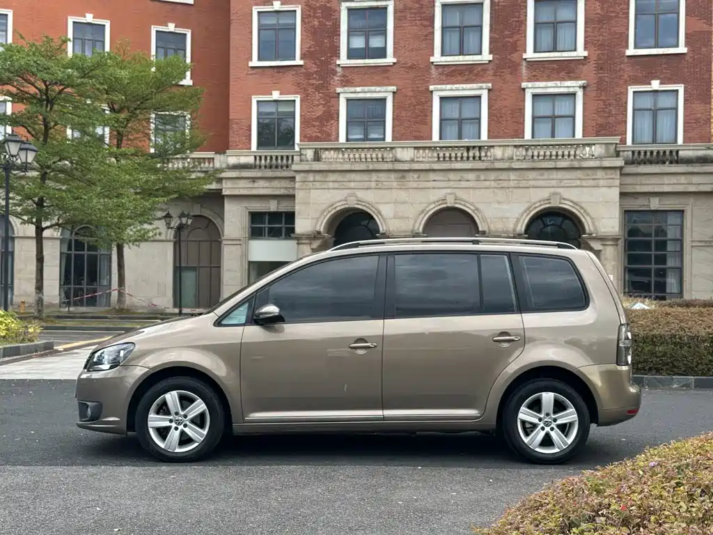 Volkswagen Touran — миниатюра 15