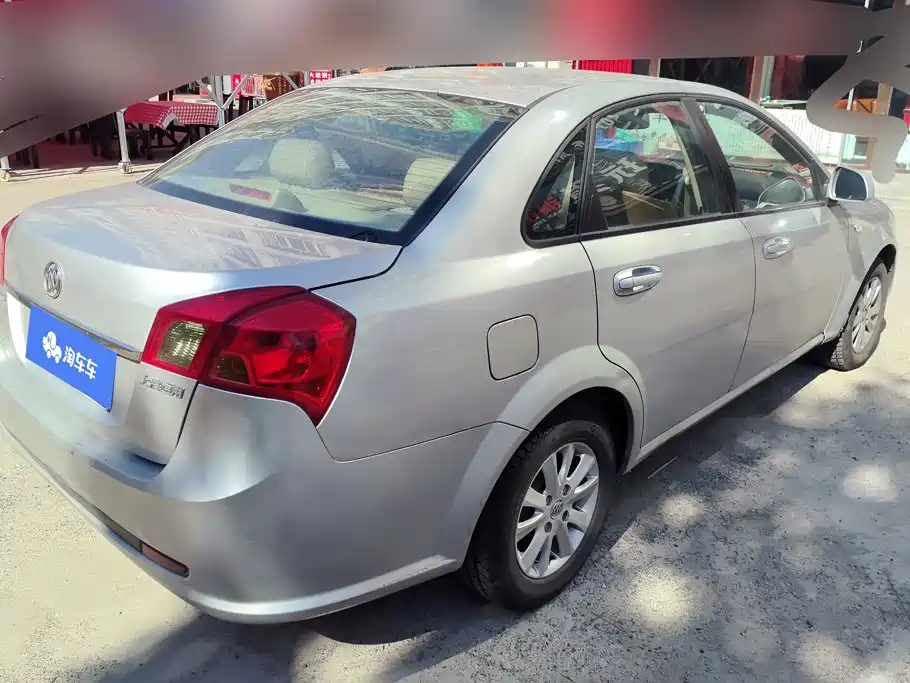 Buick Excelle — миниатюра 3