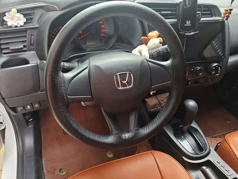 Honda Fit — миниатюра 15