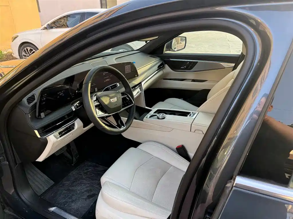 Cadillac CT6 2023 28T