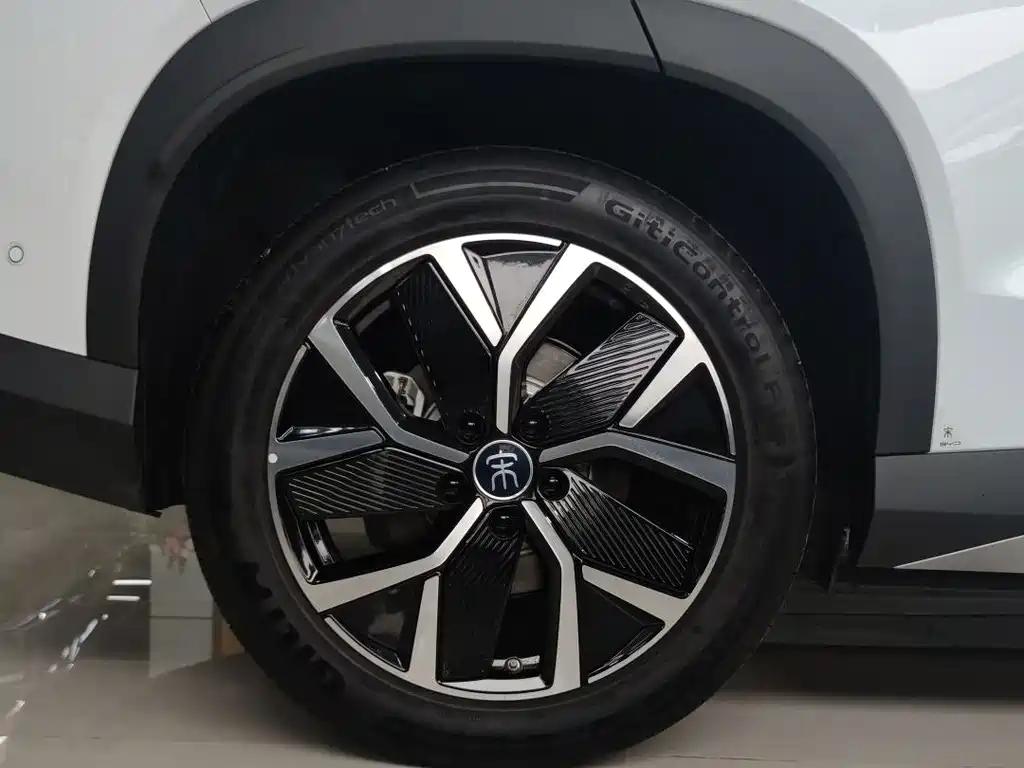 BYD L DM-i — миниатюра 14