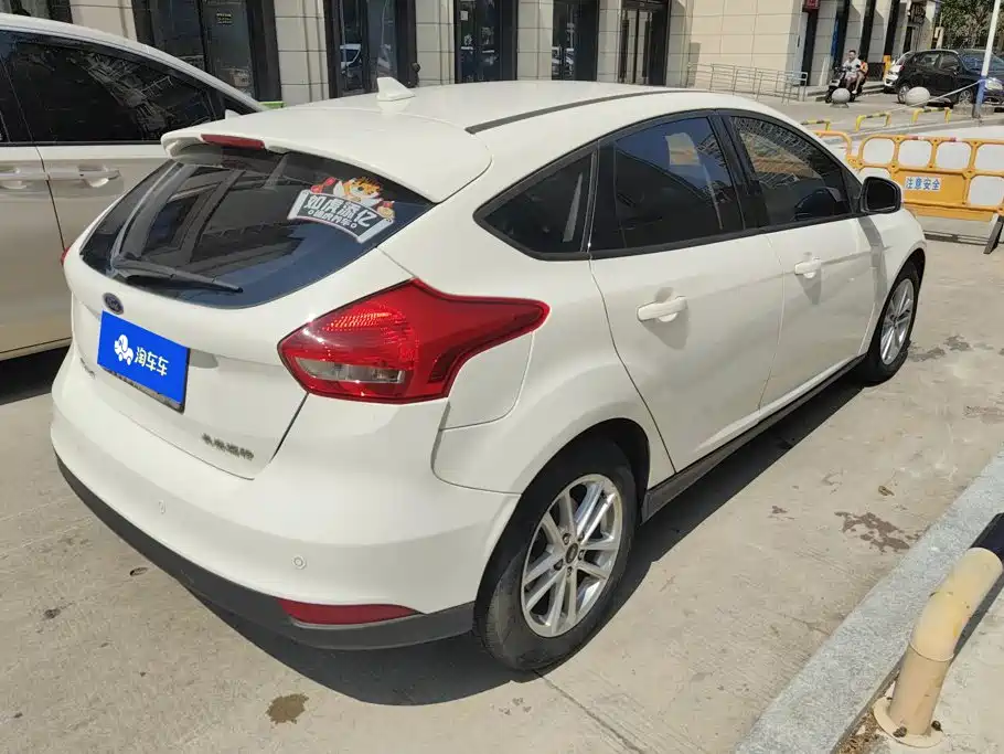 Ford Focus — миниатюра 3