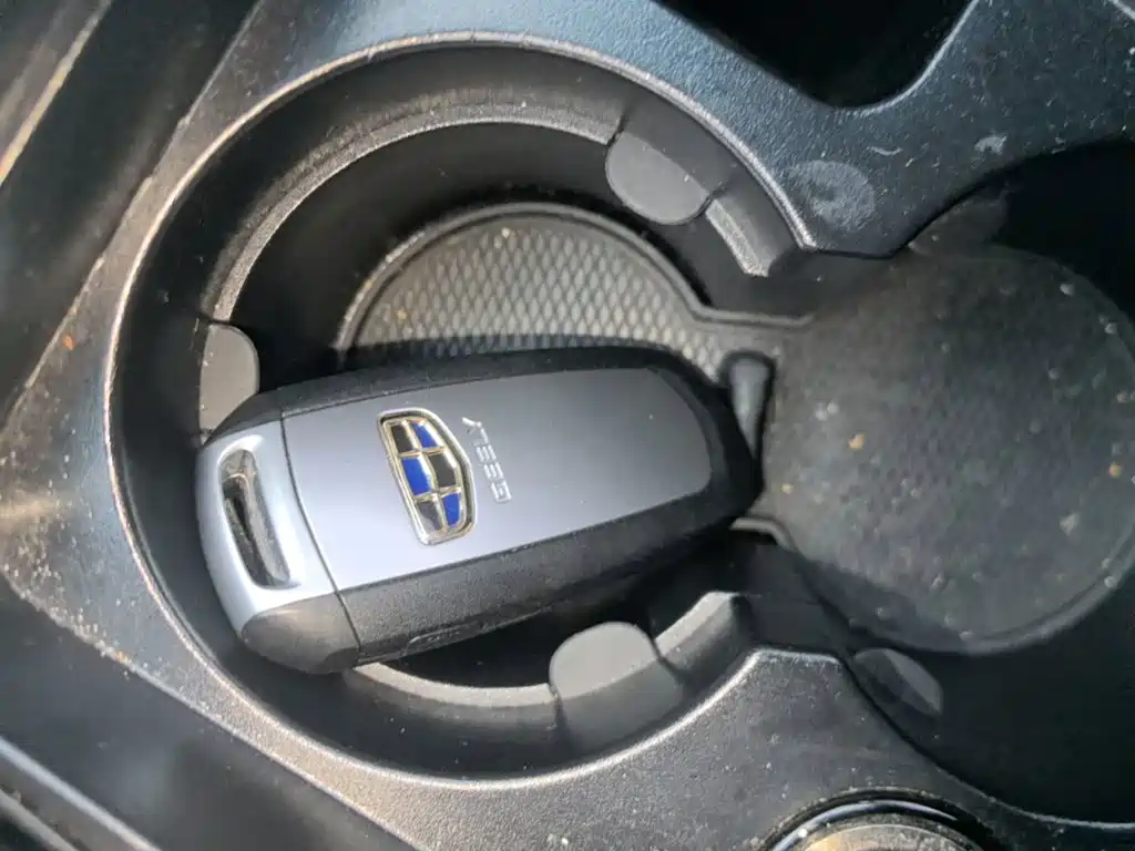 Geely Emgrand GS — миниатюра 9