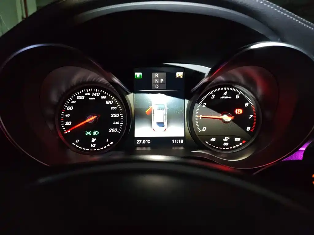 Mercedes-Benz C-Class — миниатюра 12
