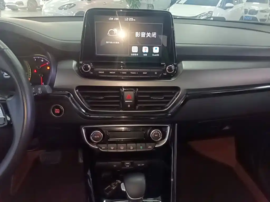 Kia Sportage — миниатюра 13