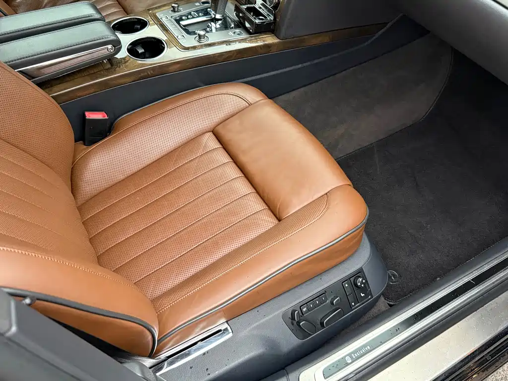 Volkswagen Phaeton — миниатюра 10