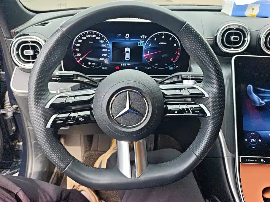 Mercedes-Benz C-Class — миниатюра 15